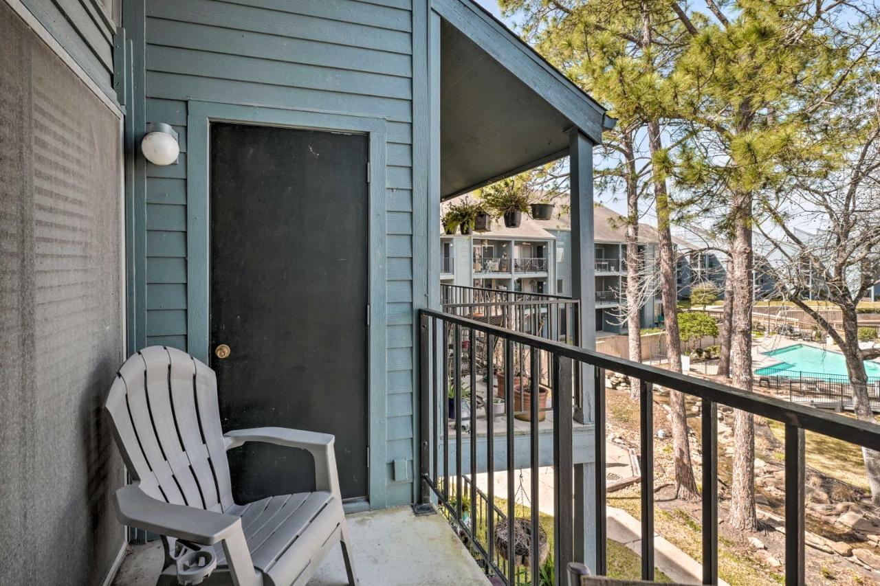 Idyllic Montgomery Condo With Pool And Lake View! Екстериор снимка