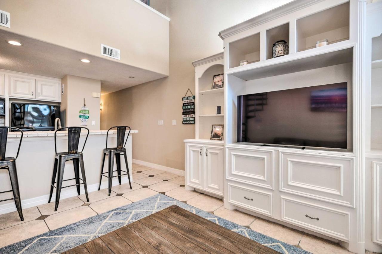 Idyllic Montgomery Condo With Pool And Lake View! Екстериор снимка
